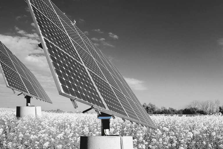 Wälzlager für Solarpanel