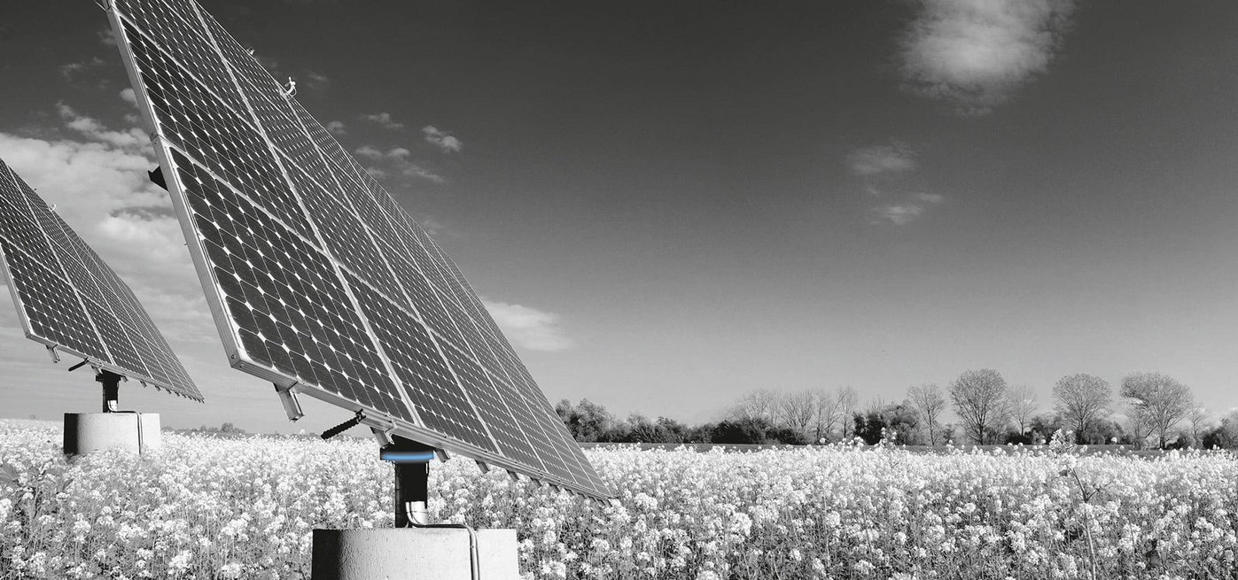 Wälzlager als Lagerelemente. Drehverbindung zum Schwenken des Solarsegels. Wälzlager als Lagerelemente. Drehverbindung zum Schwenken des Solarsegels.