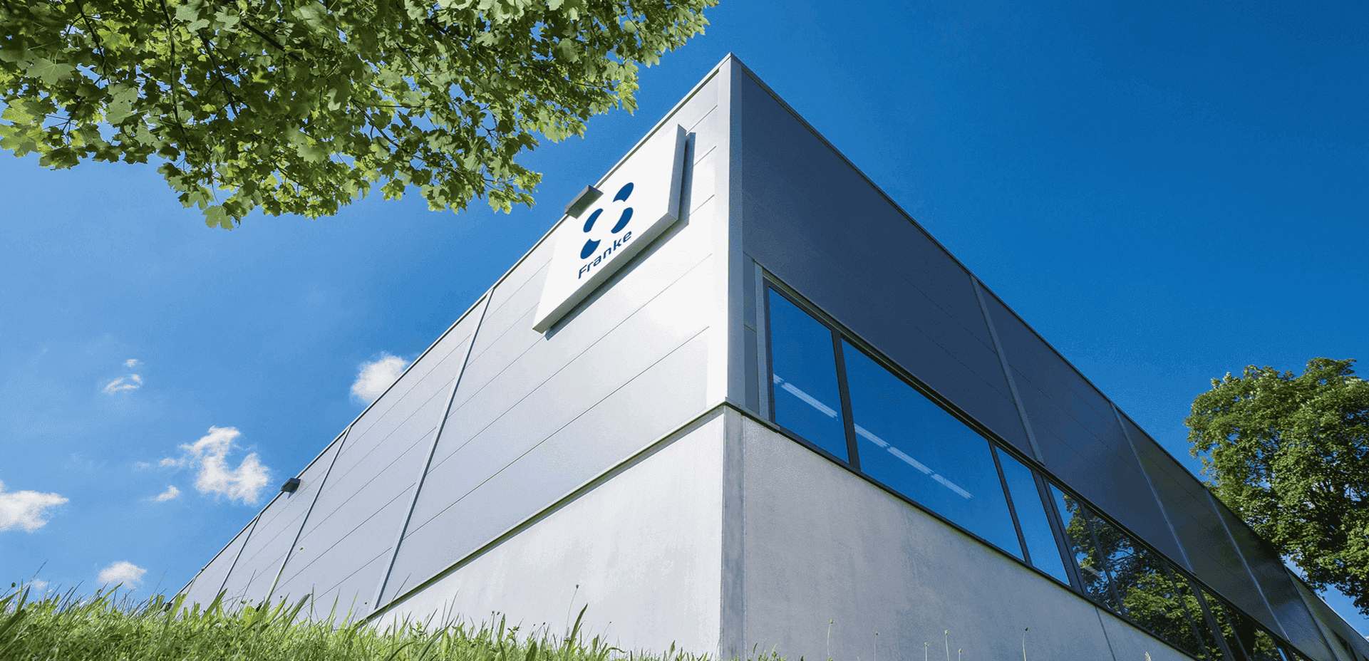 Gebäude der Franke GmbH - Dem Spezialisten für Wälzlager, Kugellager und Linearführungen