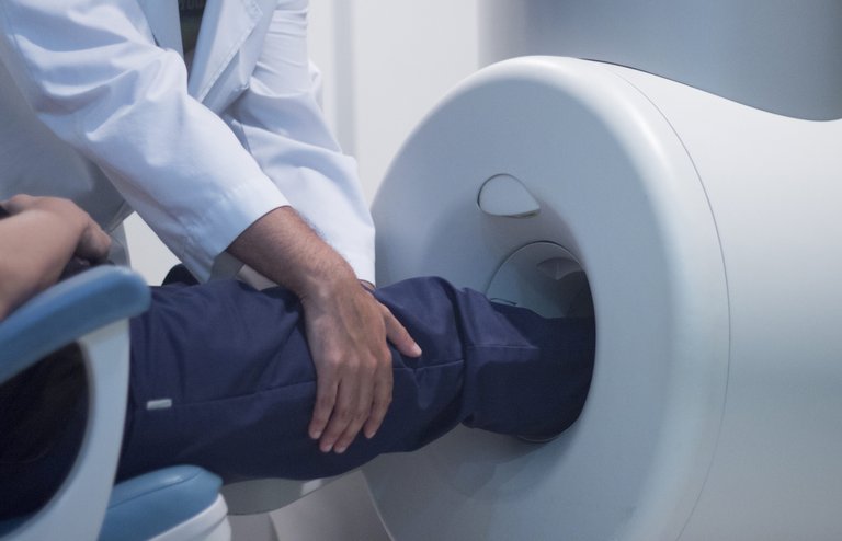 Bearing in a body part scanner