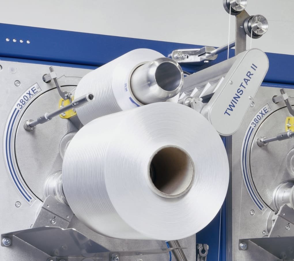 Sur les machines à changement automatique de tubes, SAHM utilise des roulements à section mince et des guidages linéaires Franke