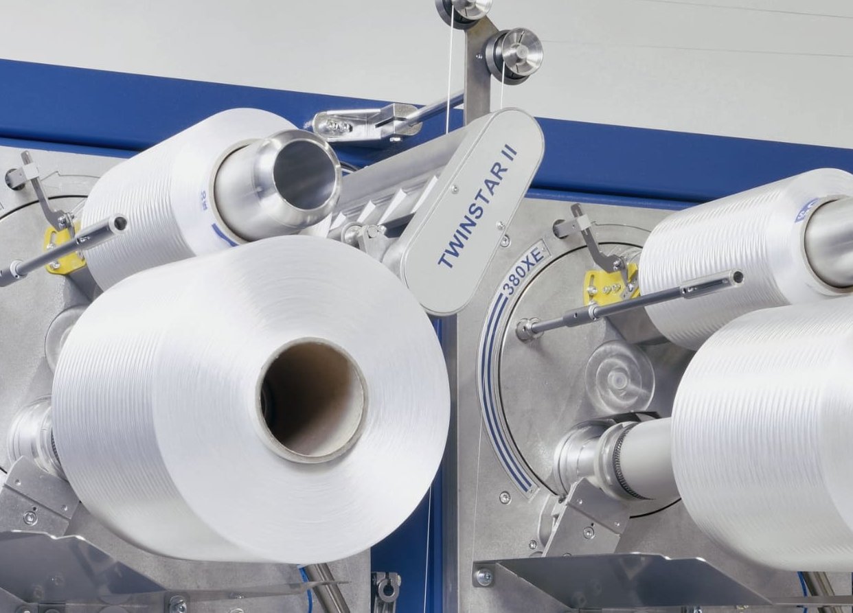 Sur les machines à changement automatique de tubes, SAHM utilise des roulements à section mince et des guidages linéaires Franke